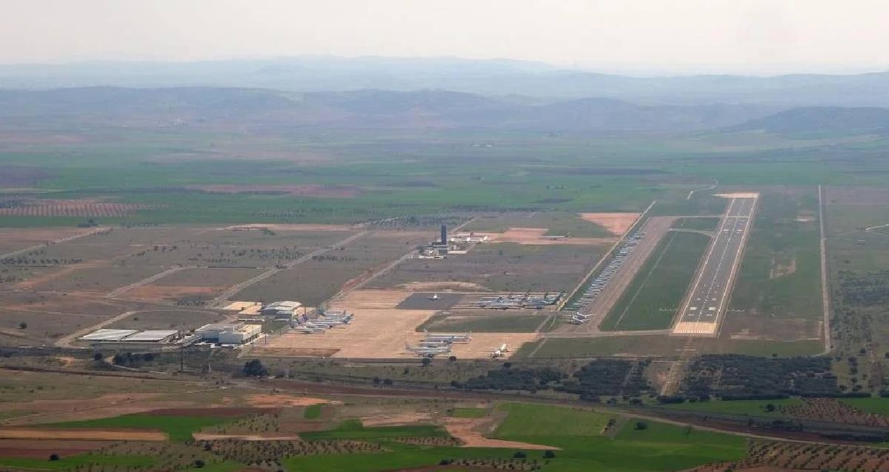Son Gelişme: 1 milyar euro harcayıp yapmışlardı: Dev havalimanı hayalete döndü - En Son Haber