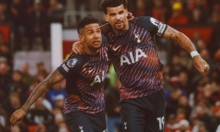 10 kişi kalan Tottenham, Manchester United'ı 90+2'de üzdü