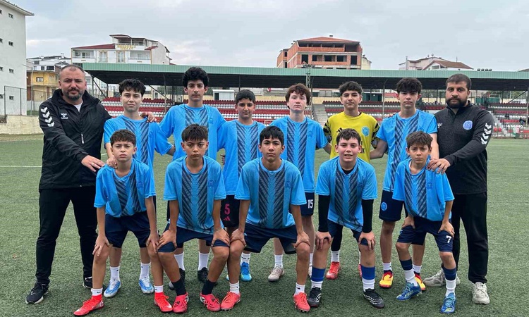 1299 Bilecik Spor Kulübü 14U Futbol Takımı, Osmanelispor'u hazırlık maçında 7-0 yendi | İşte Tüm Ayrıntılar