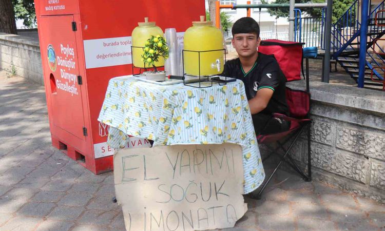 Kritik Açıklama: 14 yaşındaki limonatacı ayda 90 bin lira kazanıyor - Son Dakika Haberleri - Son Dakika Bilgil
