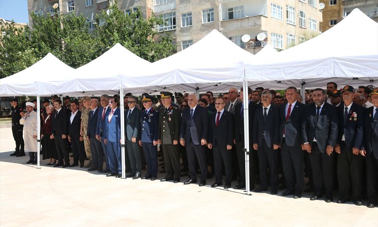 Martyrs' graves were visited in 7 provinces on July 15 Democracy and National Unity Day - Last Minute