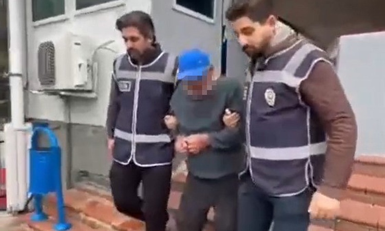 20 yıl 8 ay hapisle aranan şahıs Adana Pozantı'da çalıntı araçla yakalandı ve Merak Edilenler