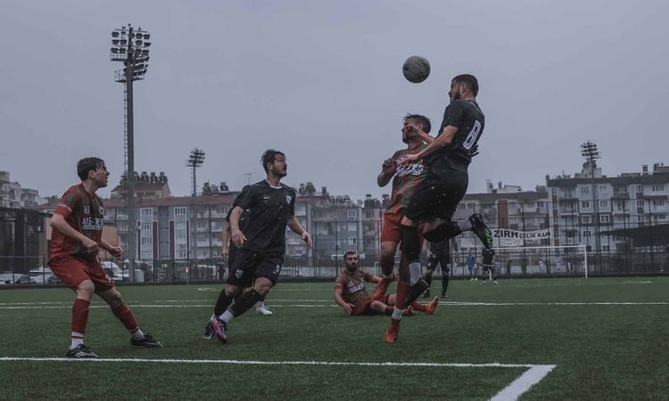 Gündemden Son Bilgiler: 2026-2027 Amatör Futbol Sezonu Transfer ve Tescil Takvimi Duyuruldu - Haberleri ve Mer