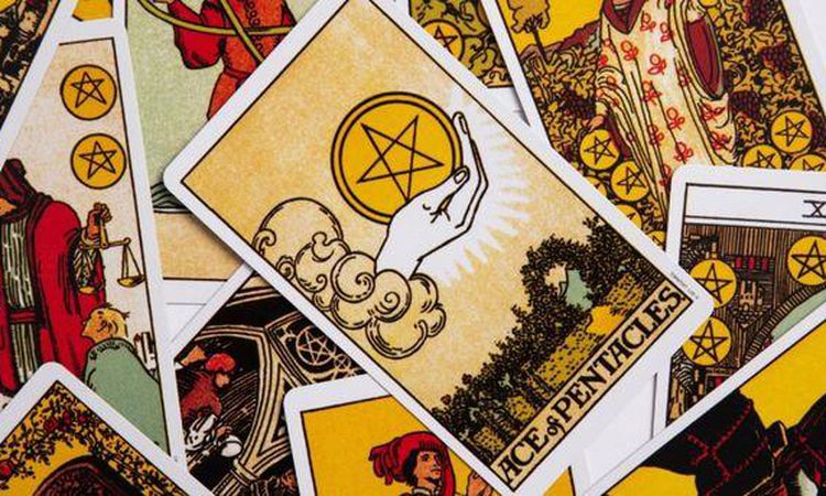 24 Ağustos günlük tarot falı: 24 Ağustos Pazartesi günü seni neler bekliyor? Günlük tarot kart açılımı!