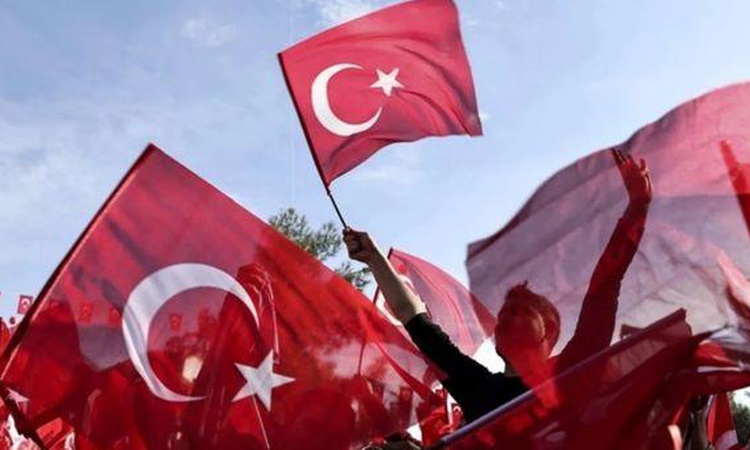 28 Ekim'de okullar yarım gün mü? 28 Ekim okullar tatil mi, yarın gün mü?: Gelişmeler Takip Ediliyor