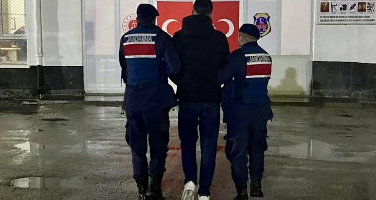 Ayrıntılar Netleşti: 3 ilde kişisel veri operasyonu: 7 gözaltı, 3 tutuklama - Son Dakika