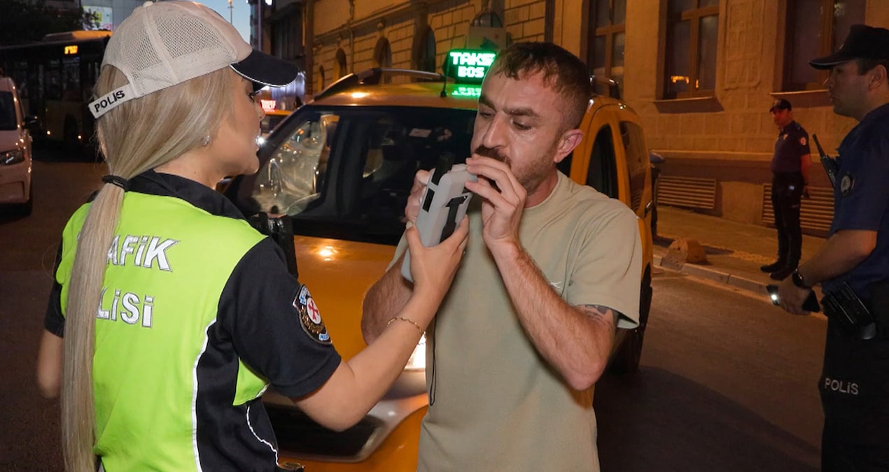 Ayrıntılar Netleşti: 4 günlük ehliyetle alkollü yakalandı: Hak eden hakkını alır - En Son Haber: Gelişmeler Ta