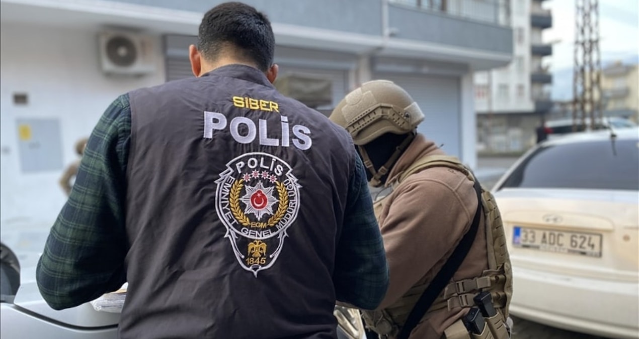 Sıcak Gündem: 5 ilde yasadışı bahis operasyonu: 4 şüpheli yakalanarak gözaltına sevk edildi - Son Dakika Haber
