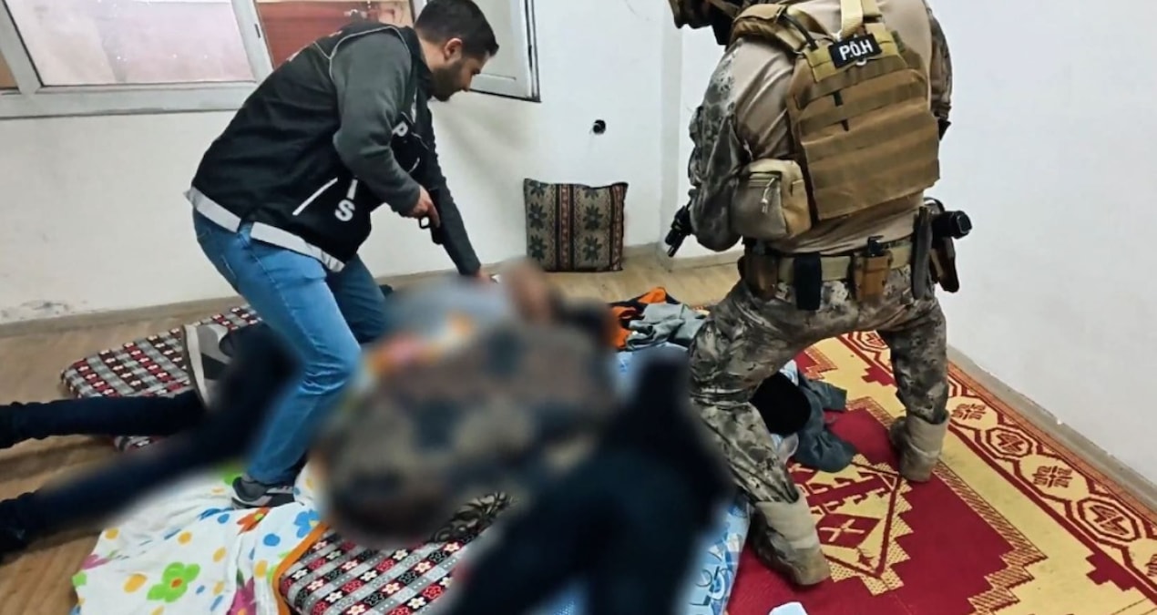Ayrıntılar Netleşti: 59 ilde 2,3 ton uyuşturucu ile 1,2 milyon hap ele geçirildi: 129 tutuklama - En Son Haber