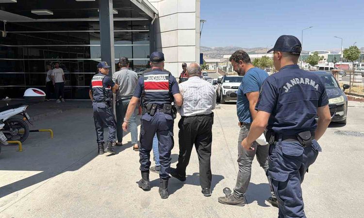 7 Kişinin yaralandığı kavgada 6 kişi gözaltı işlemi uygulandı - Haberleri
