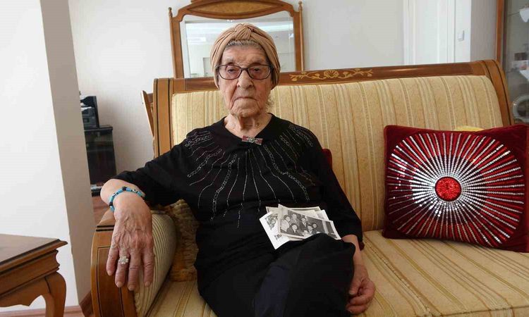 Kritik Açıklama: 98 yaşındaki Semiramis Metin'den bir asırlık hatıralar - Haberleri: Gelişmeler Takip Ediliyor