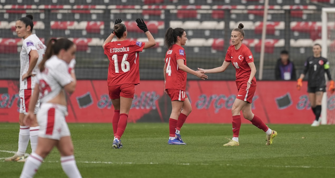 Ayrıntılar Netleşti: A Milli Kadın Futbol Takımı Malta'yı farklı yendi - En Son Haber: Gelişmeler Takip Ediliy
