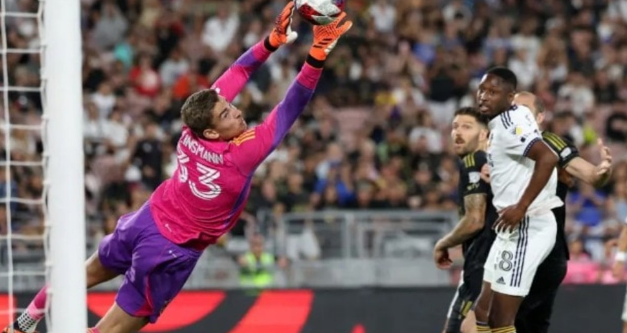 Gündemden Son Bilgiler: ABD'li kaleci Jonathan Klinsmann'ın maçta boynu kırıldı - Son Dakika - Son Dakika Bilg