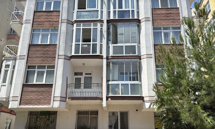 The disabled man, who stayed in the same house with his sister's body for a week, was hospitalized - News