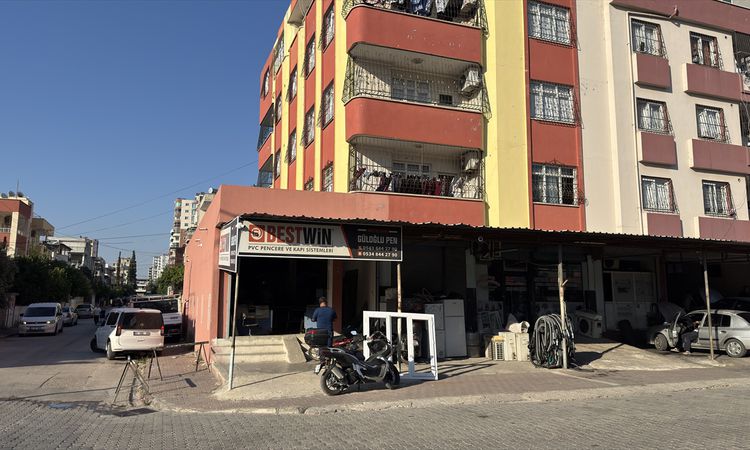 Son Gelişme: Adana'da iş yerinde silahlı taarruzya uğrayan kişi hastanede öldü - Haberleri | İşte Tüm Ayrıntıl