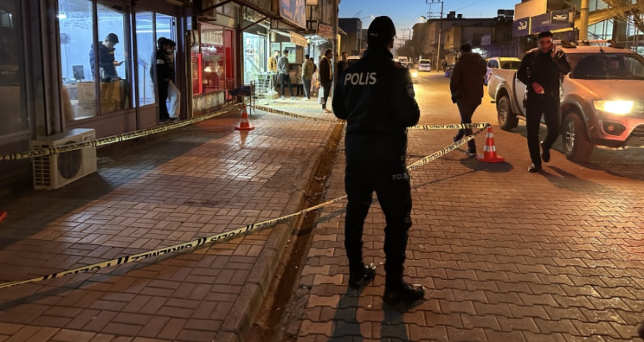 Son Gelişme: Adıyaman'da dehşet: Eşini defalarca bıçakladı - Son Dakika