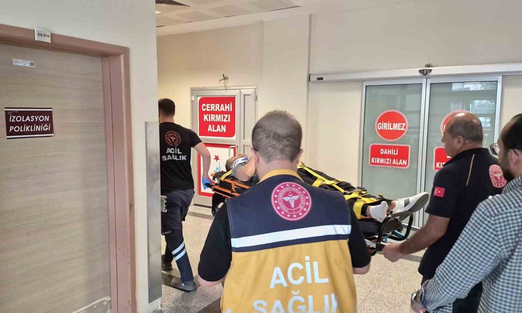 Adıyaman'da motosiklet ile otomobilin çarpışması sonucu 1 kişi yaralandı