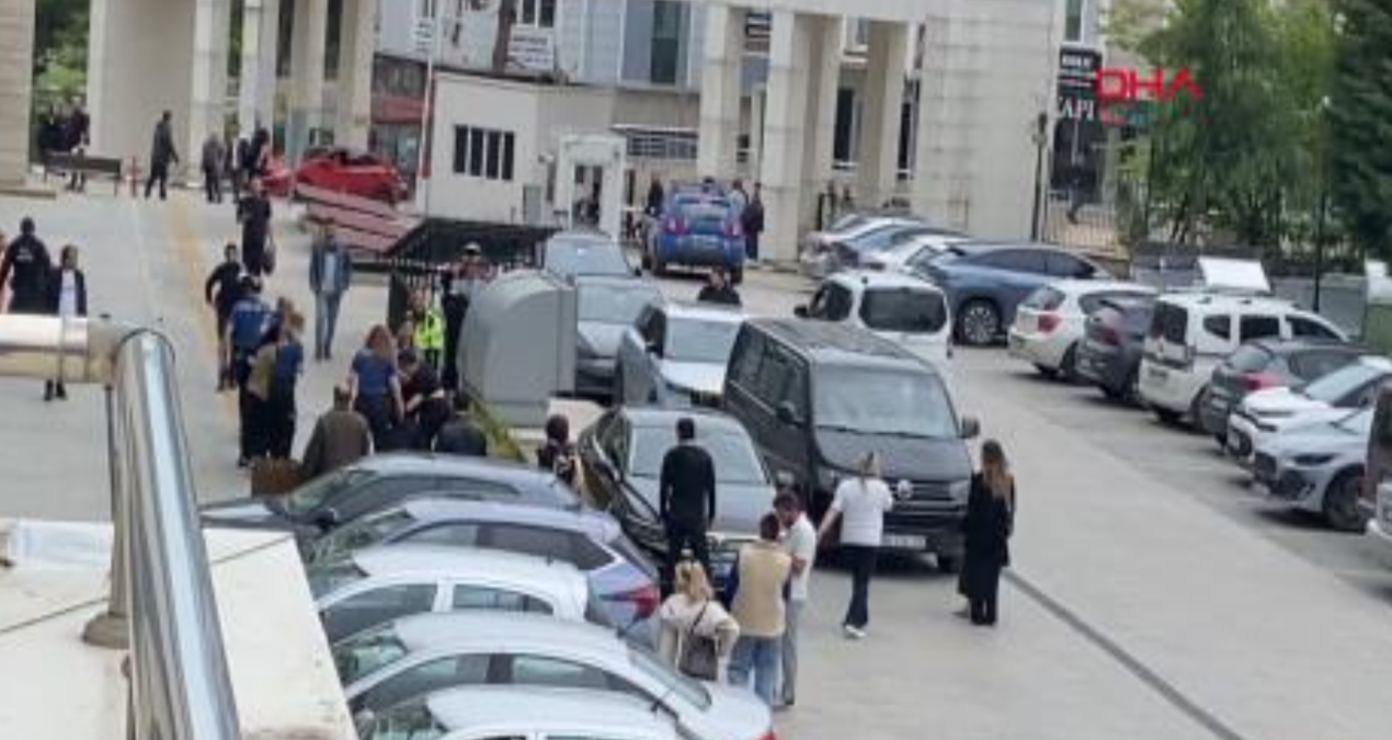 Adliye'yi karıştıran kavga: Merdiven boşluğundan atlamaya kalktı - Son Dakika Haberleri: Gelişmeler Takip Edil