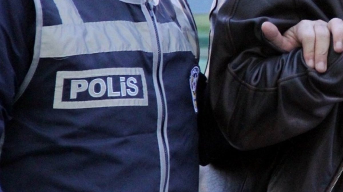 Operation against 4 separate criminal organizations in 12 provinces: 74 detentions (Details)