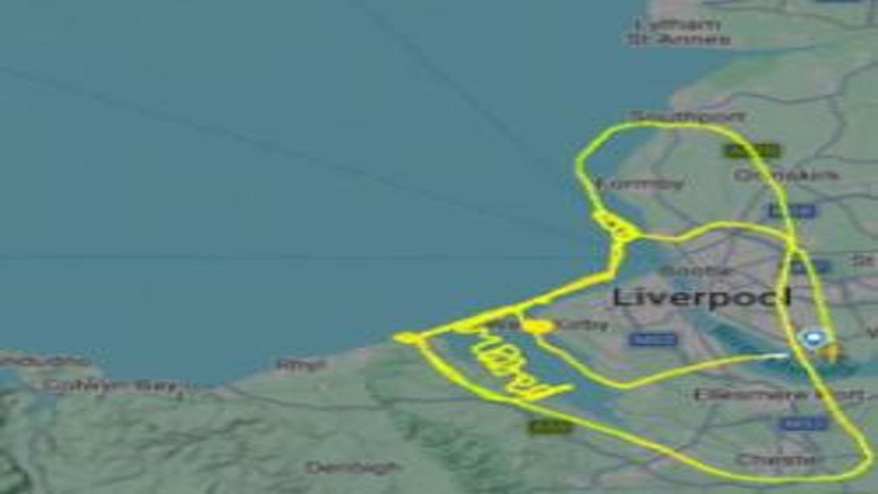 Hot Development: Pilot wrote "I'm bored" in the sky with his flight route and Latest Developments