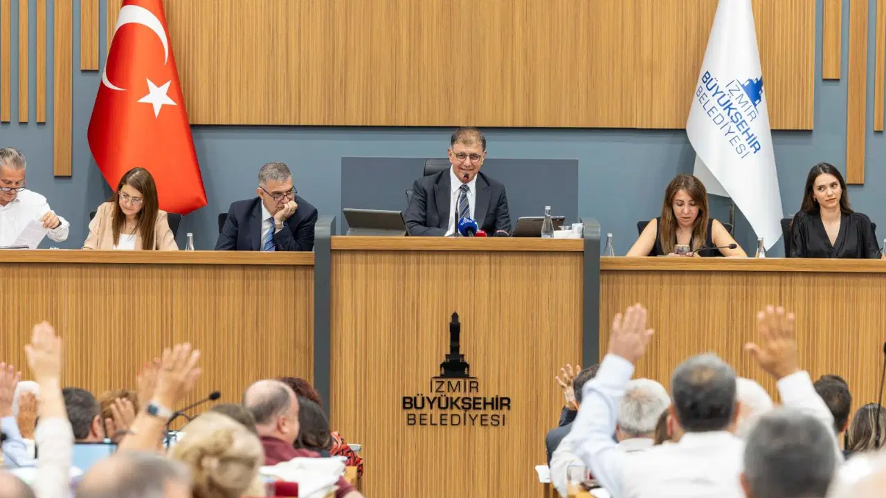 Cemil Tugay: 'We set out to solve İzmir's problems one by one'