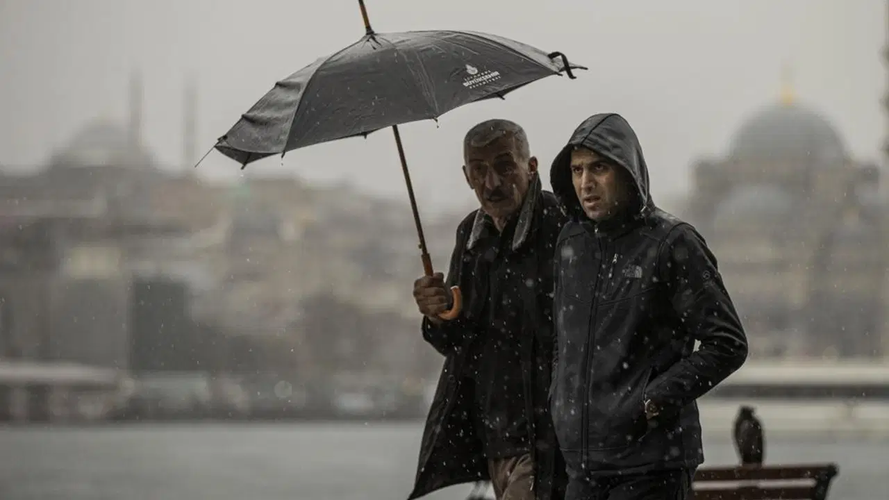 Agenda - Thunderstorm warning from Istanbul Governorship: They gave a time! (Detail)