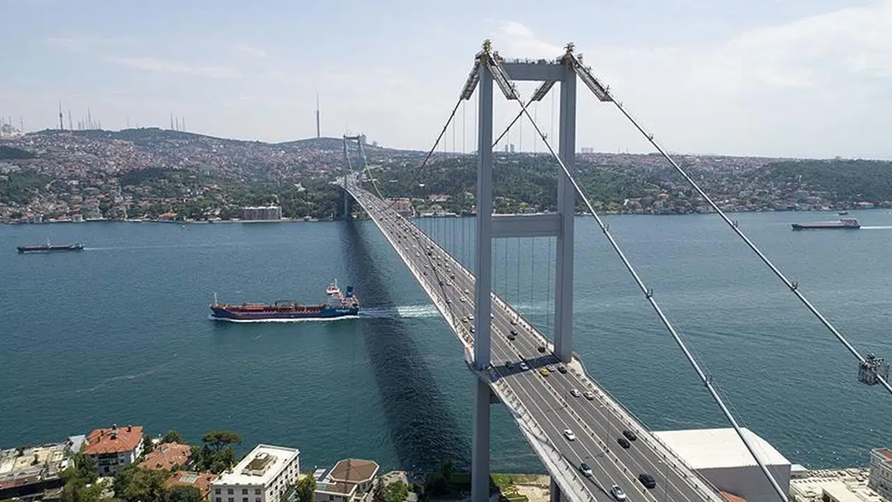 Gündemden Son Bilgiler: İstanbul'da yarın bu yollara dikkat, trafiğe kapatılacak ve Son Gelişmeler ve Merak Ed