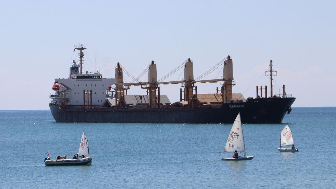 Hot hours in Tekirdağ! The giant ship is waiting to be rescued...: Here are the Details