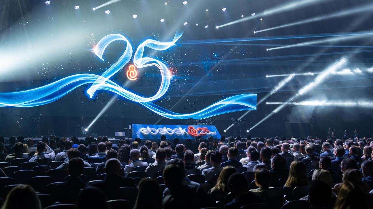 A special magnificent celebration from ebebek for its 25th anniversary