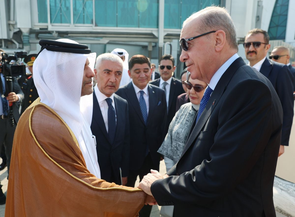 President Erdoğan paid a condolence visit to the former Emir of Qatar (Details)