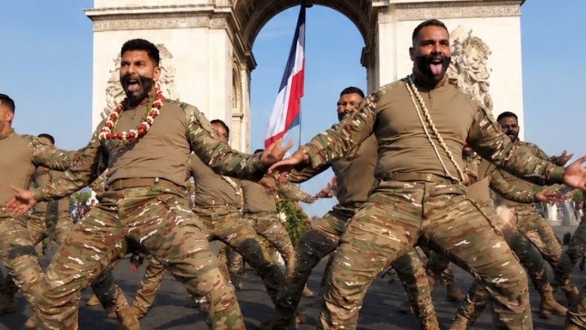 Analysis | French soldiers danced haka in front of the Arc de Triomphe: Here are the Details