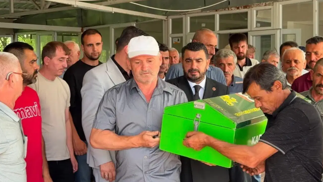 Latest Development: 2-year-old Berkant, who lost his life in the fire, was sent off on his last journey