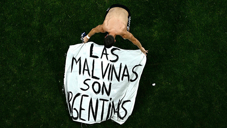 Argentina may be penalized for the banner opened by football players! Here's why