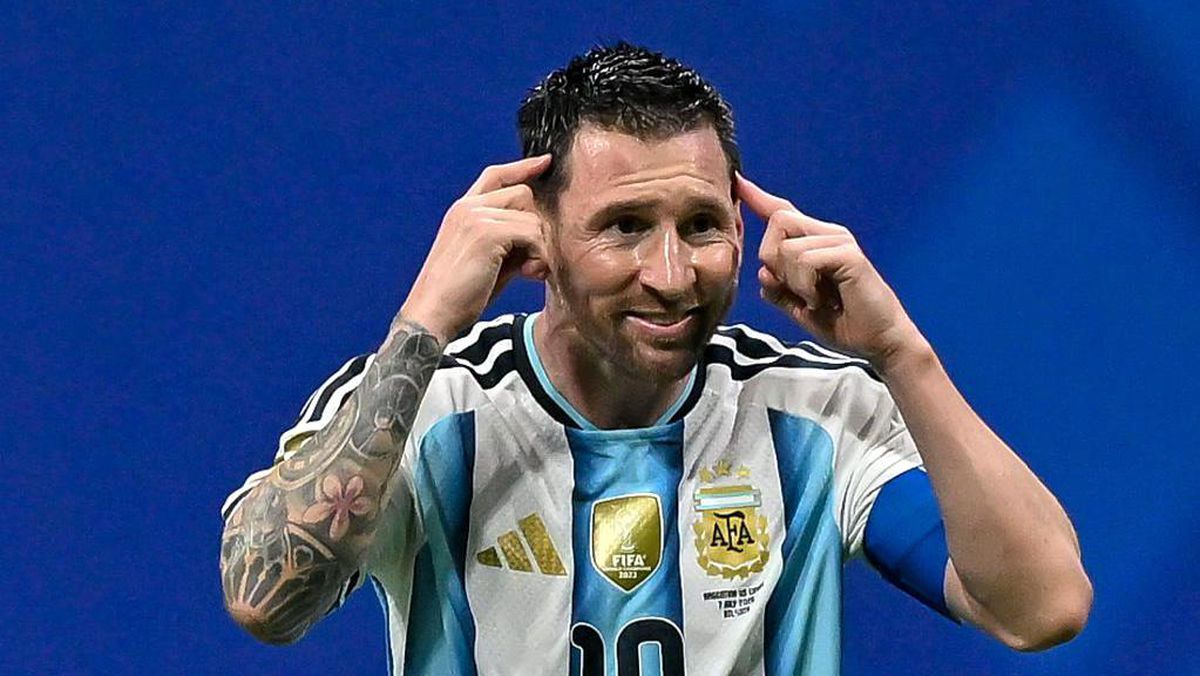 Hot Development: Messi's Legendary Career: The Greatest Football Player Debate and the New Era