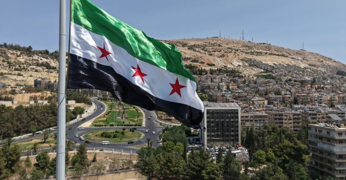 Hot Development: Syria: Hezbollah's arms shipment blocked (Details)