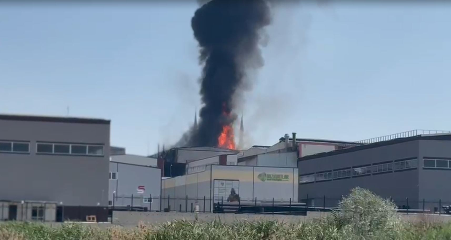 Gündemden Son Bilgiler: Ankara Kahramankazan'da fabrika yangını: İşte Ayrıntılar
