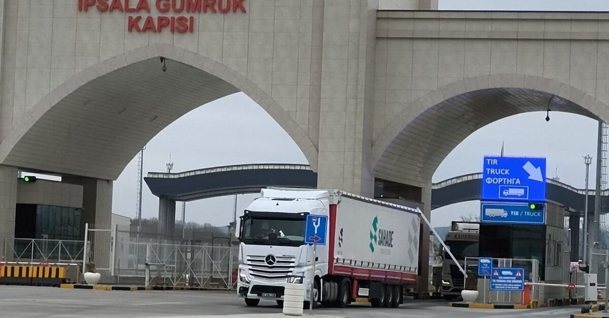 Kritik Açıklama: 20 gümrük memuru Gözaltında ve Son Gelişmeler: Gelişmeler Takip Ediliyor
