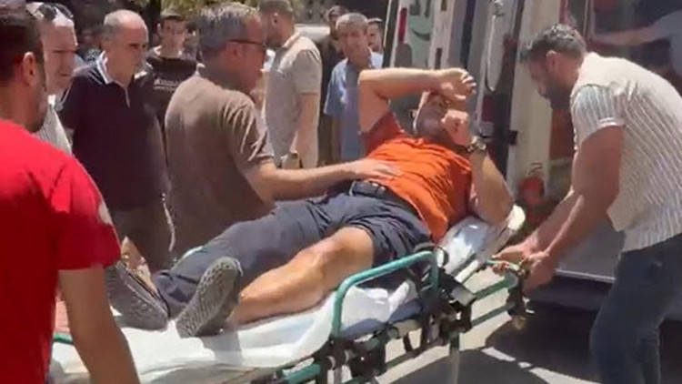 Ayrıntılar Netleşti: Son Gelişme: İzmir'de husumetlisini bacağından vuran zanlı suç aletiyle Ele Geçirildi: İş