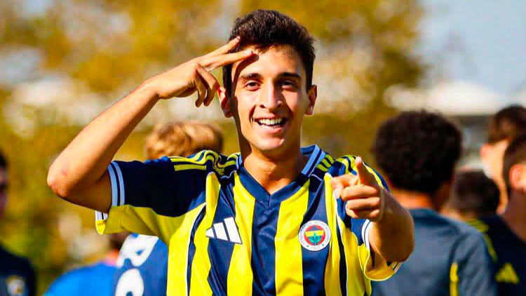 Son Gelişme: Karşıyaka'da rota Fenerbahçeli gençler! ve Son Gelişmeler | İşte Tüm Ayrıntılar