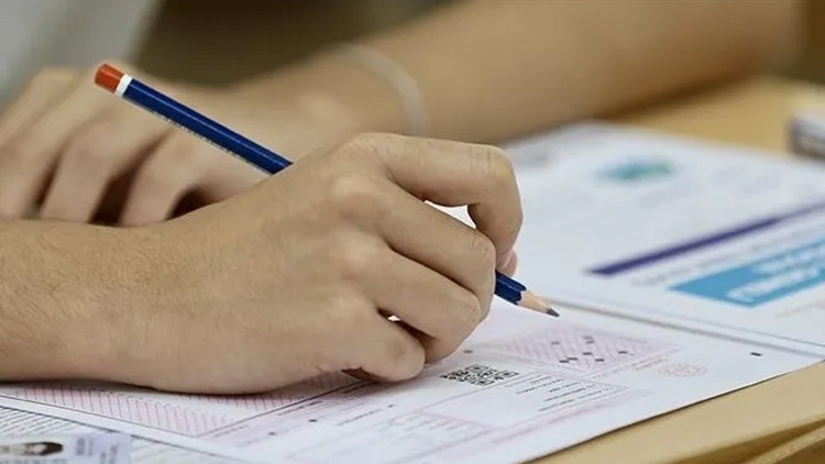 Ayrıntılar Netleşti: Son Gelişme: ÖSYM Başkanı Ali Ersoy'dan YKS tercih açıklaması: Takvim ve kontenjan kılavu