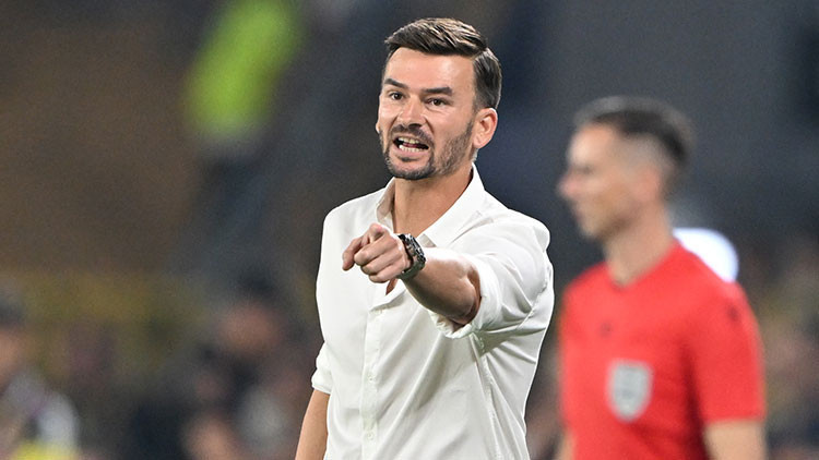 Gornik Zabrze Teknik Direktörü Michal Gasparik: 'Futbolda her şey mümkün!' ve Son Gelişmeler