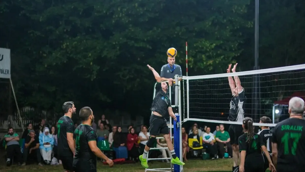 Ayrıntılar Netleşti: Düzce'de çeyrek asırlık gelenek! Köyleri bir araya getiren voleybol heyecanı (Detaylar)