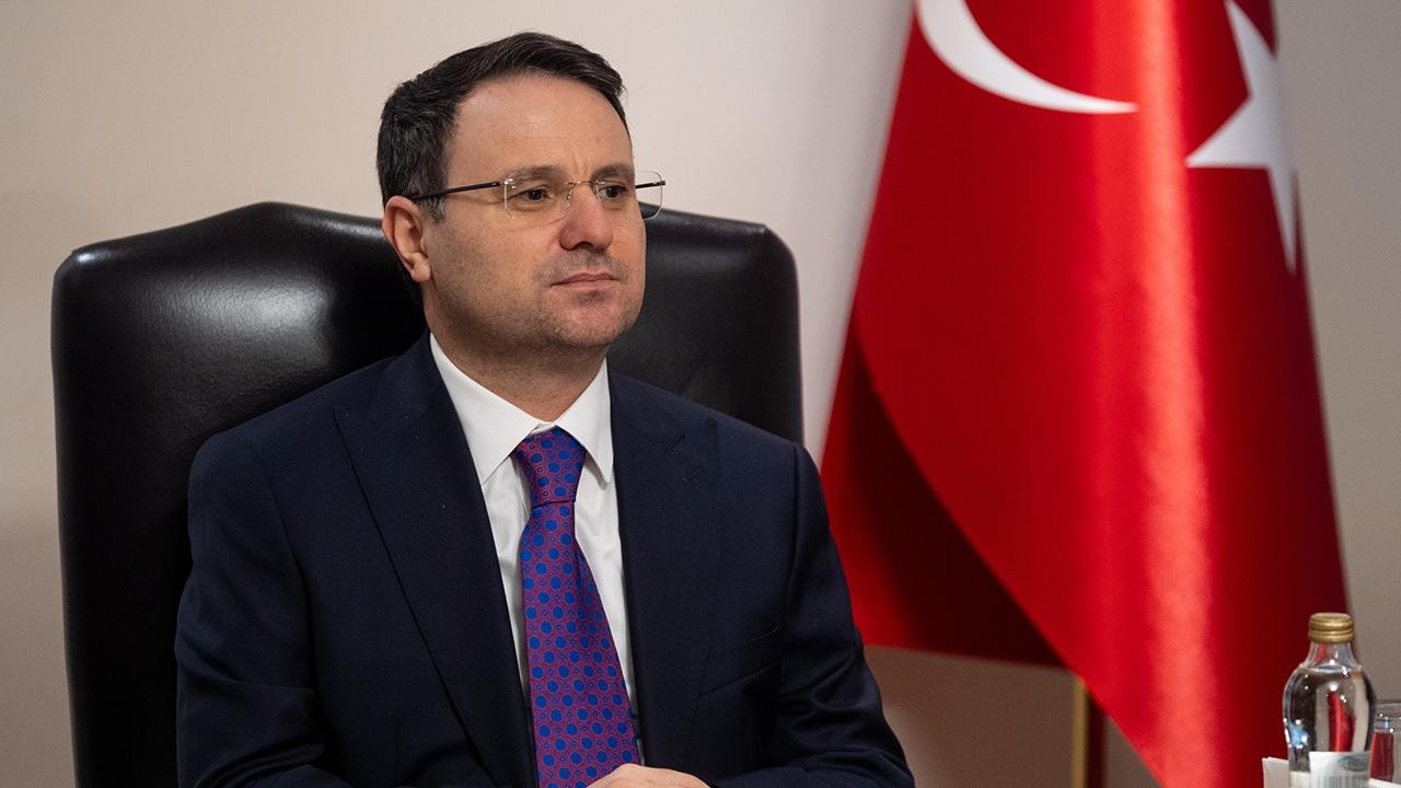 Kritik Açıklama: Adalet Bakanı Akın Gürlek'ten AHBAP açıklaması: İnanılmaz borç senetleri var... Soruşturma ge