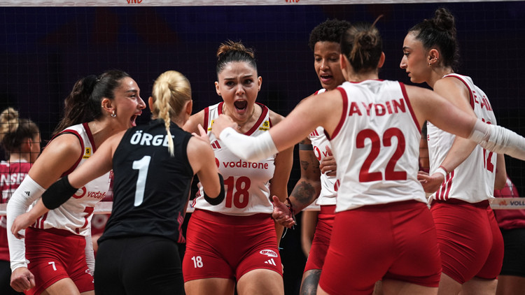 Son Gelişme: Filenin Sultanları'na final yakışır - Son Dakika Bilgileri