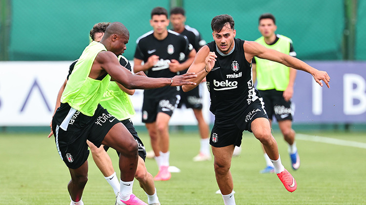 Gündemden Son Bilgiler: Beşiktaş'ta Midtjylland maçı hazırlıkları Resmen Devreye Girdi: İşte Ayrıntılar ve Mer