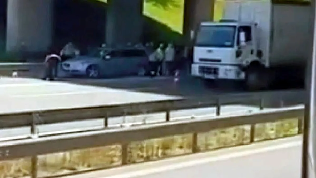 Kritik Açıklama: Analiz | Küçükçekmece'de otomobille çarpışan motosikletin sürücüsü öldü