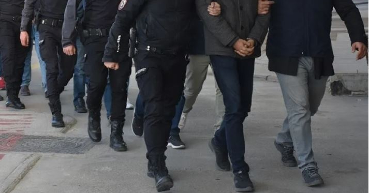 Gündemden Son Bilgiler: Son Gelişme: İstanbul'da forex dolandırıcılığı operasyonu ve Son Gelişmeler - Son Daki