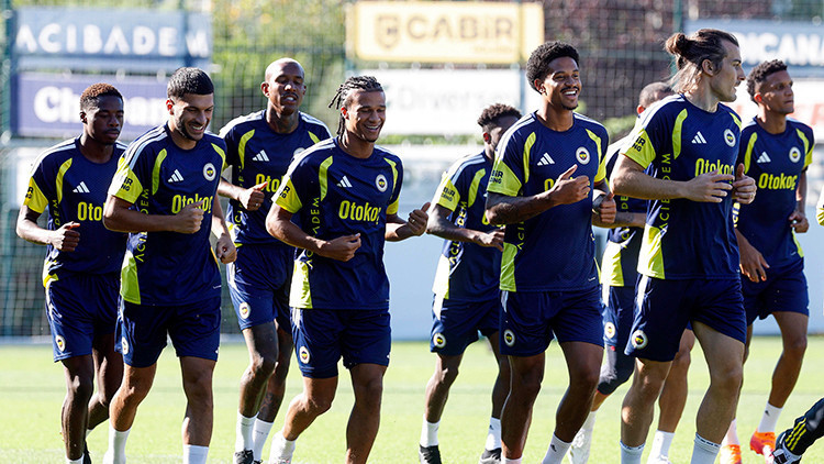 Ayrıntılar Netleşti: Fenerbahçe Gornik Zabrze kamp kadrosunu Ayrıntılarını Paylaştı! (Detaylar)