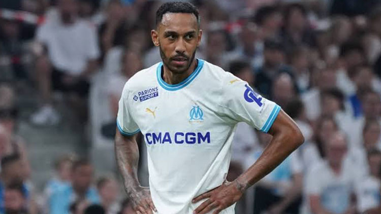 Gündemden Son Bilgiler: Analiz | Aubameyang’ın Çorum'a transferinde 'okul' engeli: İşte Ayrıntılar: Gelişmeler