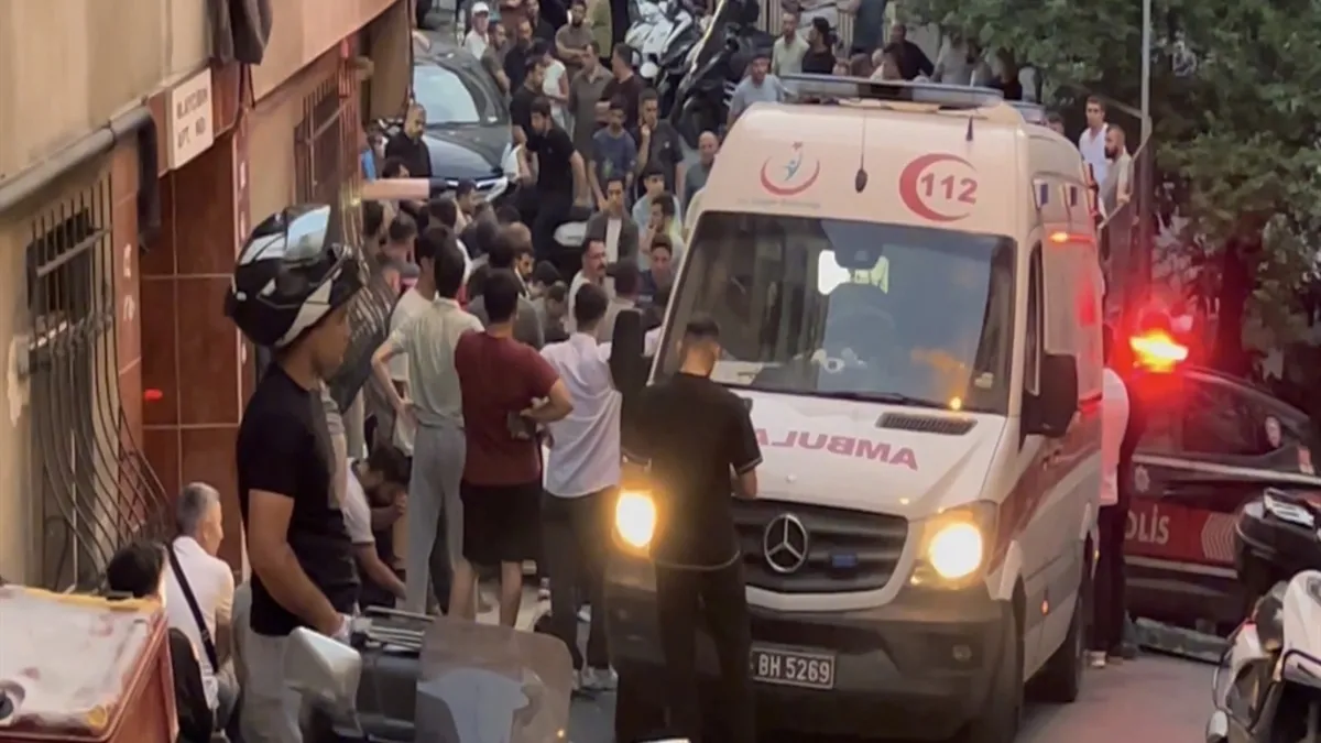 Kritik Açıklama: Şişli'de şüpheli ölüm! İşten döndüğü evde kardeşinin cesedini buldu (Detaylar)